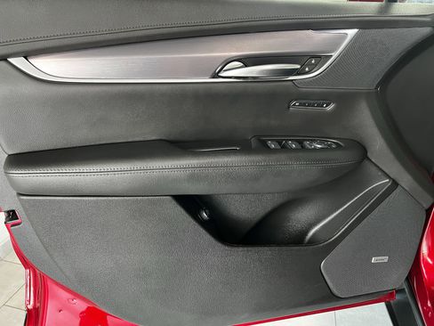 Used 2019 Cadillac XT5 Luxury FWD image 10