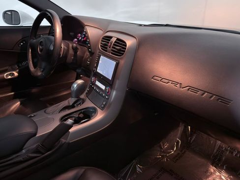 Used 2006 Chevrolet Corvette Coupe w/ Preferred Equipment Group image 23