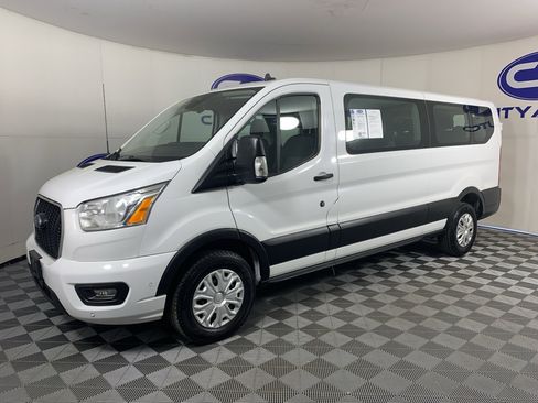 Used 2021 Ford Transit 350 XLT RWD image 6