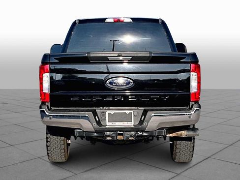 Used 2019 Ford F250 XLT w/ XLT Premium Package AWD/4WD image 6