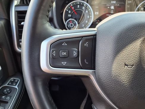 Used 2024 RAM 2500 Big Horn w/ Night Edition AWD/4WD image 11