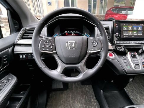 Certified 2024 Honda Odyssey EX-L image 37