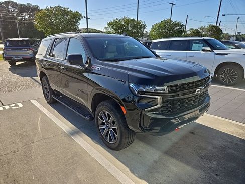 Used 2023 Chevrolet Tahoe Z71 image 3