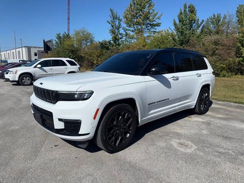 Used 2023 Jeep Grand Cherokee L Summit image 1