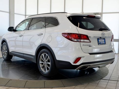 Used 2019 Hyundai Santa Fe XL SE w/ SE Premium Package 02 FWD image 6