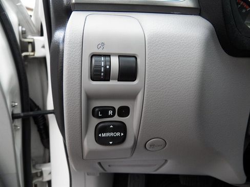 Used 2011 Subaru Forester 2.5X Limited image 21