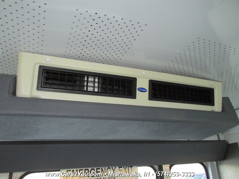 Used 2006 Chevrolet Express 3500 w/ School Bus Package RWD image 19