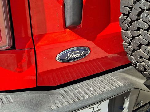 Used 2023 Ford Bronco Badlands AWD/4WD image 10