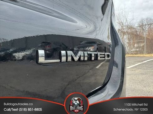 Used 2018 Jeep Compass Limited w/ Navigation Group AWD/4WD image 35