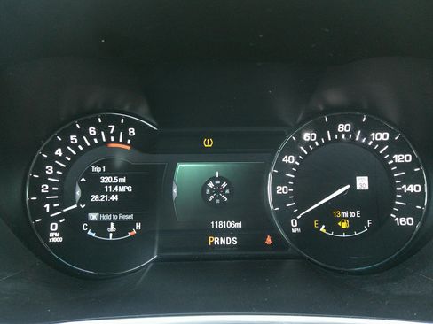 Used 2016 Lincoln MKX Reserve w/ Cargo Utility Package image 28