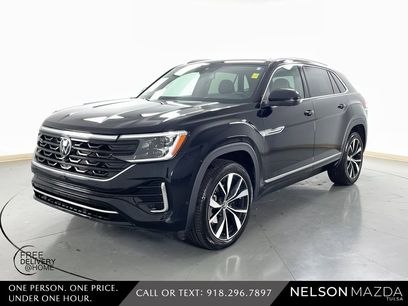 Used 2025 Volkswagen Atlas Cross Sport SEL Premium R-Line