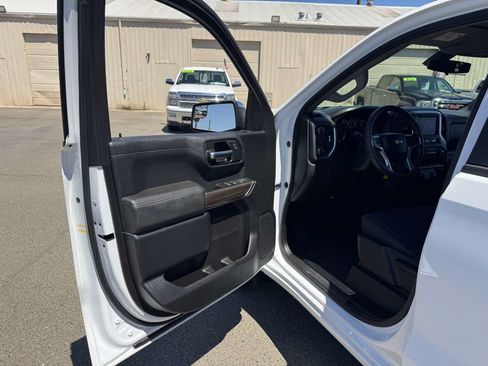 Used 2020 Chevrolet Silverado 1500 LT w/ Bed Protection Package AWD/4WD image 22