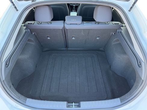 Used 2018 Hyundai Ioniq Blue image 21