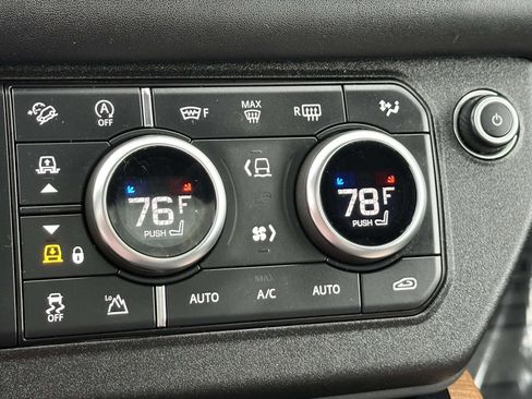 Used 2023 Land Rover Defender 110 X image 12