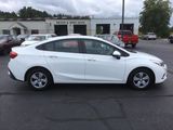 Used 2018 Chevrolet Cruze LS image 2