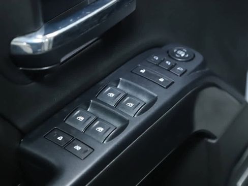 Used 2018 GMC Sierra 1500 SLT AWD/4WD image 16