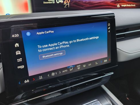 Used 2024 Lincoln Nautilus Reserve image 6