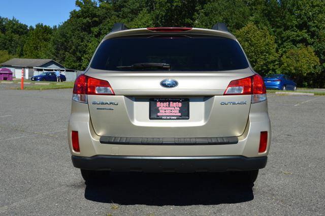 Used 2010 Subaru Outback 2.5i Limited AWD/4WD image 7