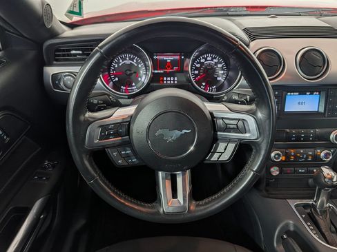 Certified 2022 Ford Mustang GT RWD image 16