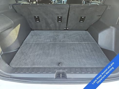 Used 2019 Chevrolet Equinox LT w/ Driver Convenience Package image 23