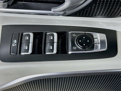 Used 2025 Kia Telluride S FWD image 15