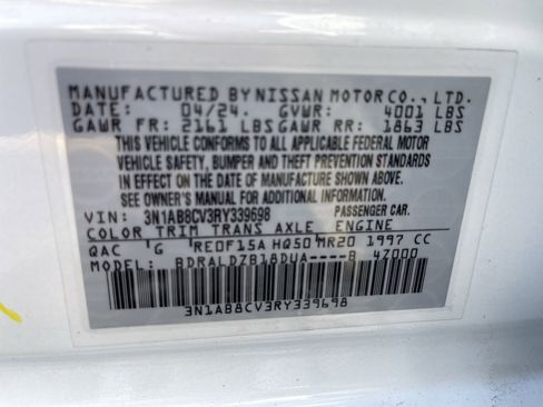 Used 2024 Nissan Sentra SV image 32