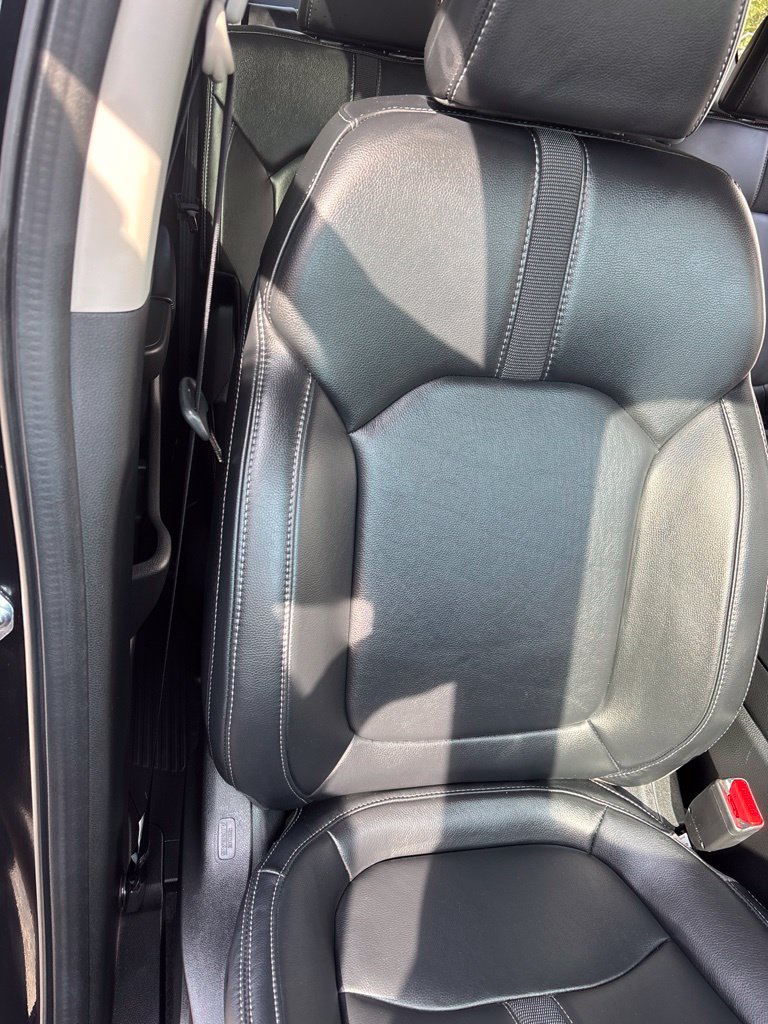 Used 2023 Honda Pilot EX-L image 32