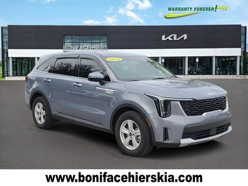 Certified 2024 Kia Sorento LX FWD image 1
