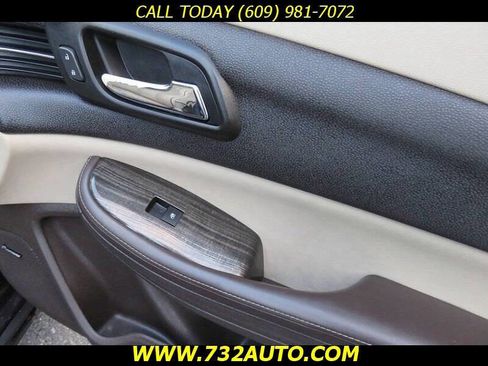 Used 2015 Chevrolet Malibu LTZ image 31