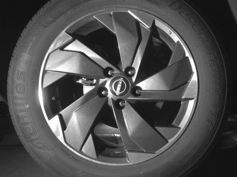 Used 2025 Nissan Rogue SV AWD/4WD image 18
