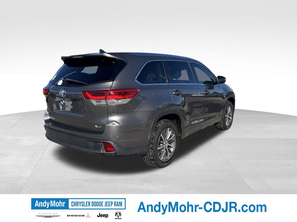 Used 2018 Toyota Highlander XLE FWD image 7