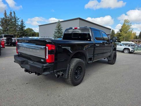 Used 2024 Ford F350 Platinum image 11