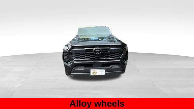 Used 2025 Toyota Tacoma TRD Off-Road AWD/4WD image 78