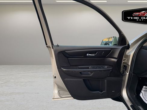 Used 2016 GMC Acadia SLT w/ Open Road Package image 13