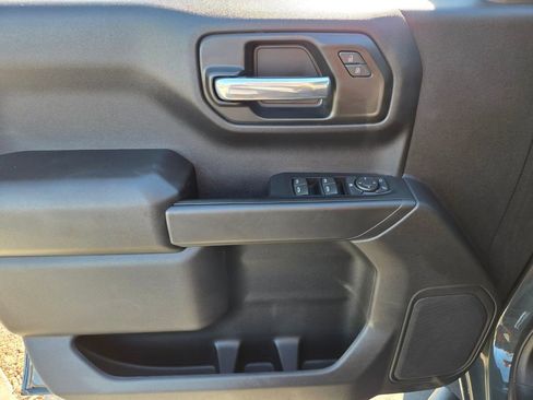 Used 2025 Chevrolet Silverado 1500 Custom Trail Boss image 17