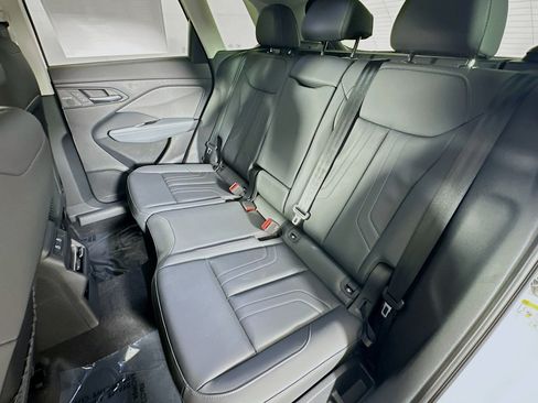 New 2026 Audi Q3 quattro 2.0T AWD/4WD image 9