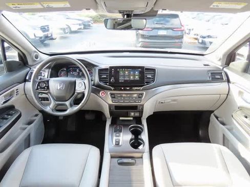 Certified 2022 Honda Pilot Special Edition image 18