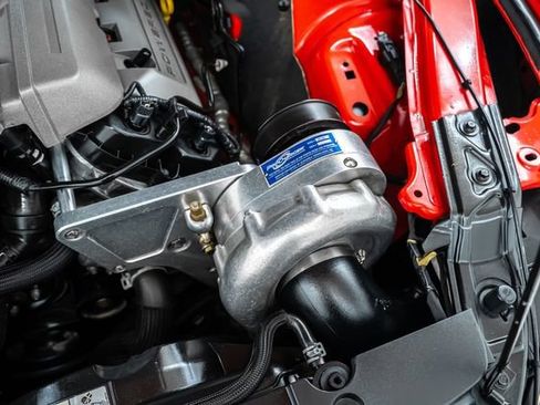 Used 2015 Ford Mustang GT Premium w/ Equipment Group 401A RWD image 31