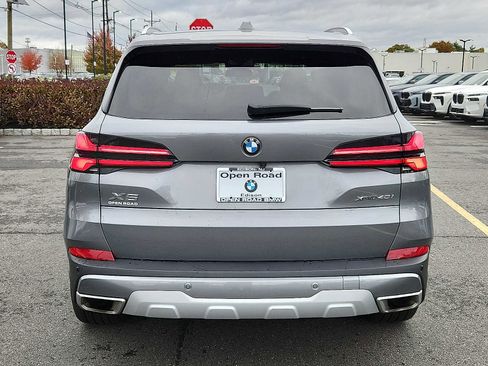 Used 2024 BMW X5 xDrive40i w/ Premium Package image 5