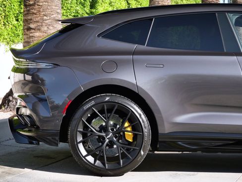 New 2026 Aston Martin DBX 707 image 16