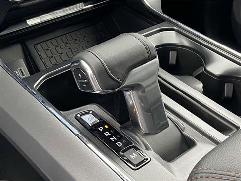 New 2025 Ford F150 Lariat w/ Equipment Group 502A High image 15