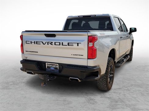 Used 2021 Chevrolet Silverado 1500 Custom Trail Boss w/ LPO, Dark Essentials Package image 10