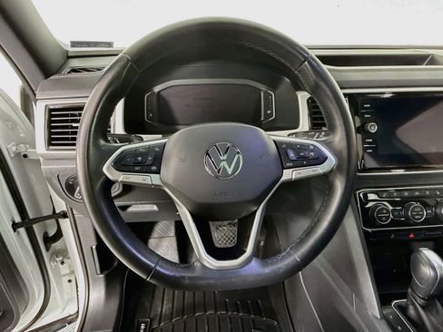 Used 2020 Volkswagen Atlas Cross Sport SEL Premium AWD/4WD image 12