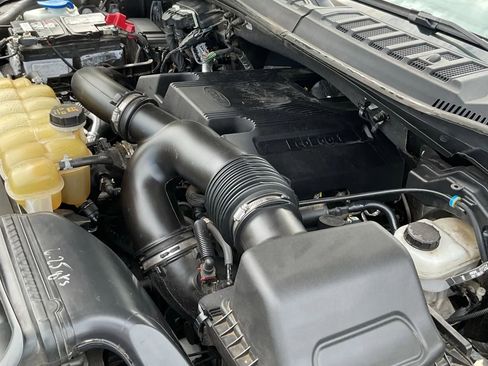 Used 2019 Ford F150 XLT w/ Equipment Group 302A Luxury image 14
