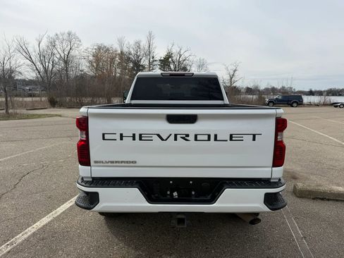 Used 2020 Chevrolet Silverado 2500 W/T w/ WT Convenience Package image 6