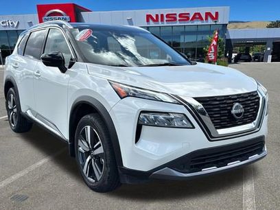 Used 2023 Nissan Rogue SL