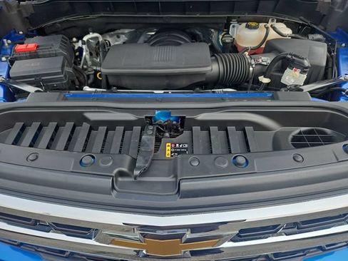 Used 2023 Chevrolet Silverado 1500 LT w/ Z71 Off-Road Package AWD/4WD image 22