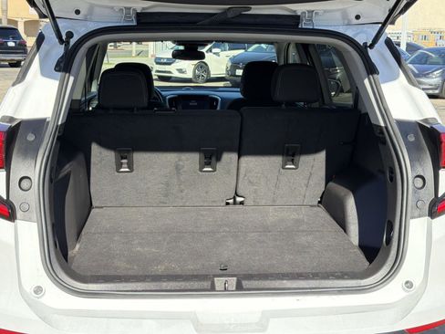 Used 2024 GMC Terrain SLE image 25