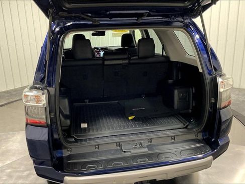 Certified 2020 Toyota 4Runner TRD Off-Road Premium image 39