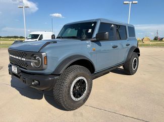 Used 2025 Ford Bronco Badlands w/ Sasquatch Package AWD/4WD video 1